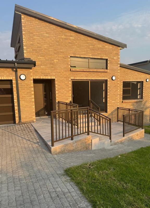3 Bedroom Property for Sale in Dana Bay Western Cape